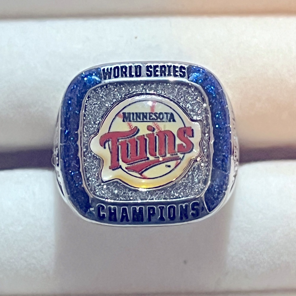 Commemorative Minnesota Twins World Series Ring